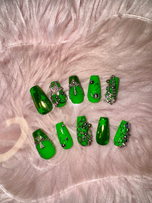 Neo City Nails